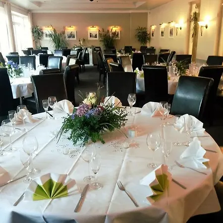 ホテル An Der Havel 4*